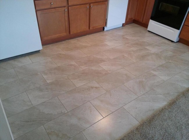 Building Photo - 4720 Burma Road # 5