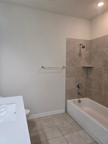 Building Photo - 817 Holbrook Rd