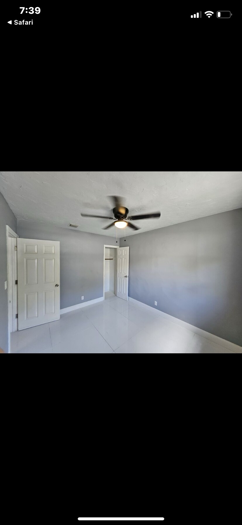 Building Photo - 4920 SW 28th Ter
