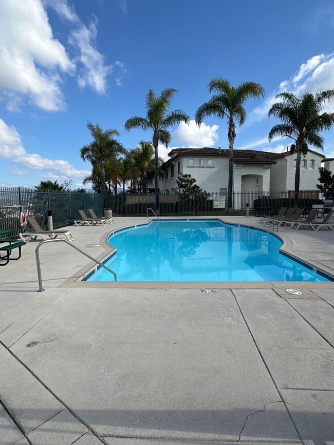 Building Photo - 10948 Ivy Hill Dr