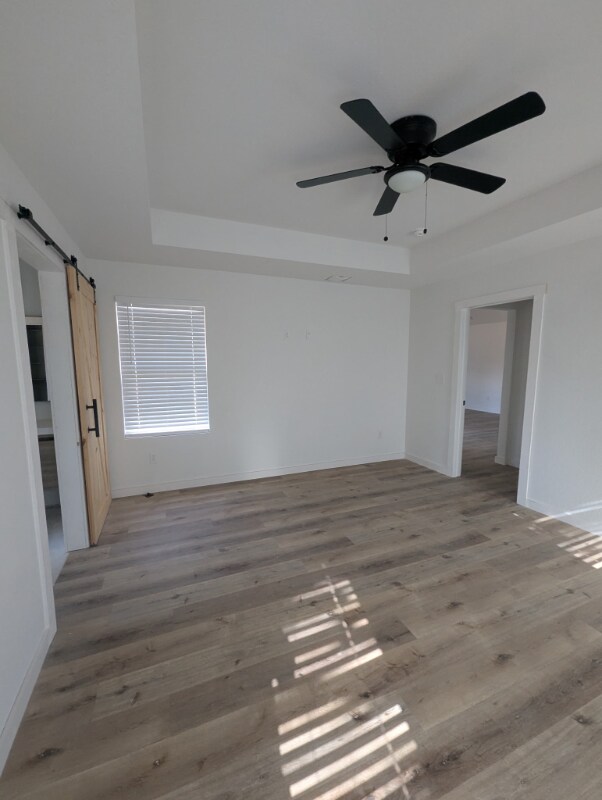 Building Photo - 913 Olive St