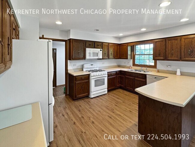 Building Photo - 20630 N Buckeye Rd