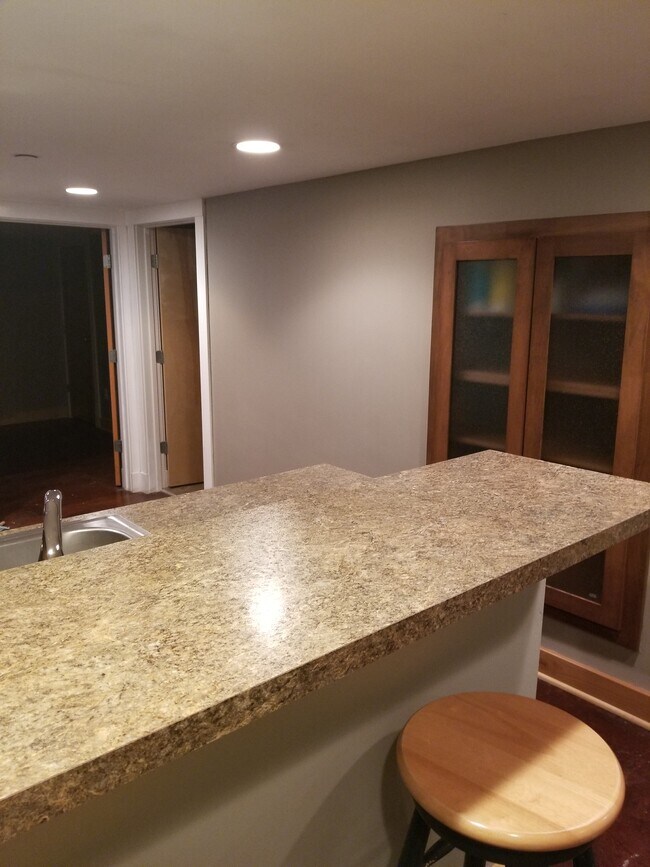 2 bedroom kitchen - 917 Alley A