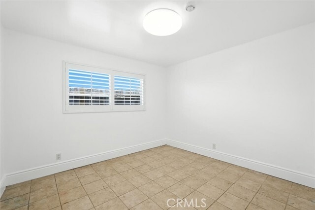 Building Photo - 414 N Gertruda Ave