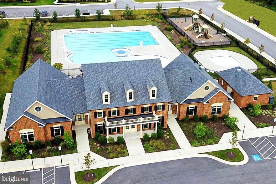 Building Photo - 7912 Marietta Dr