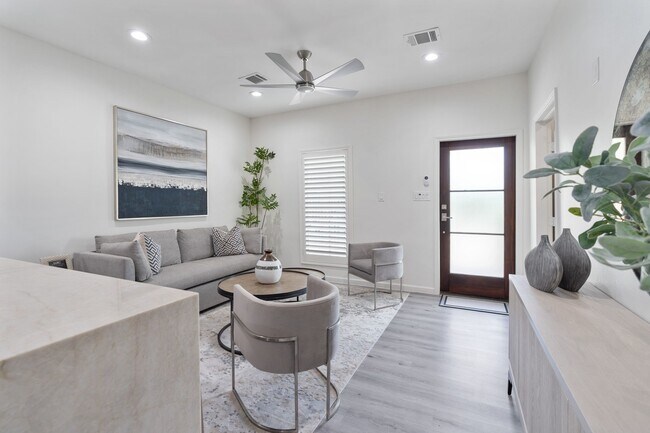 Building Photo - 1116 Nadine St