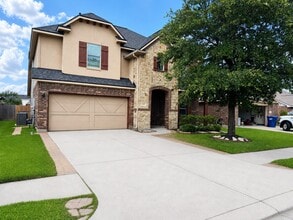 Building Photo - 28547 Lockeridge Springs Dr