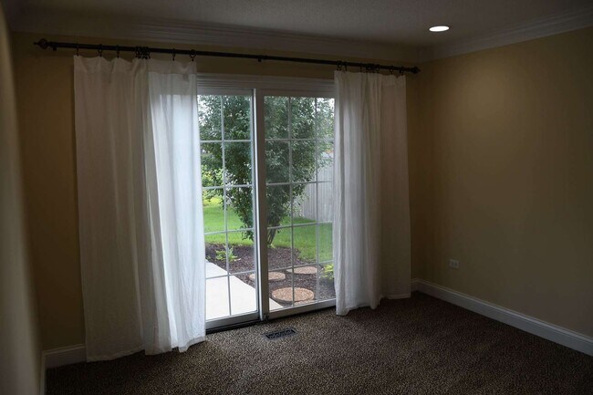 Building Photo - 2138 Stirrup Ln