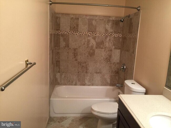 Building Photo - 13403 Poplar Woods Ct