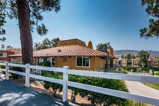Building Photo - 17087 W Bernardo Dr