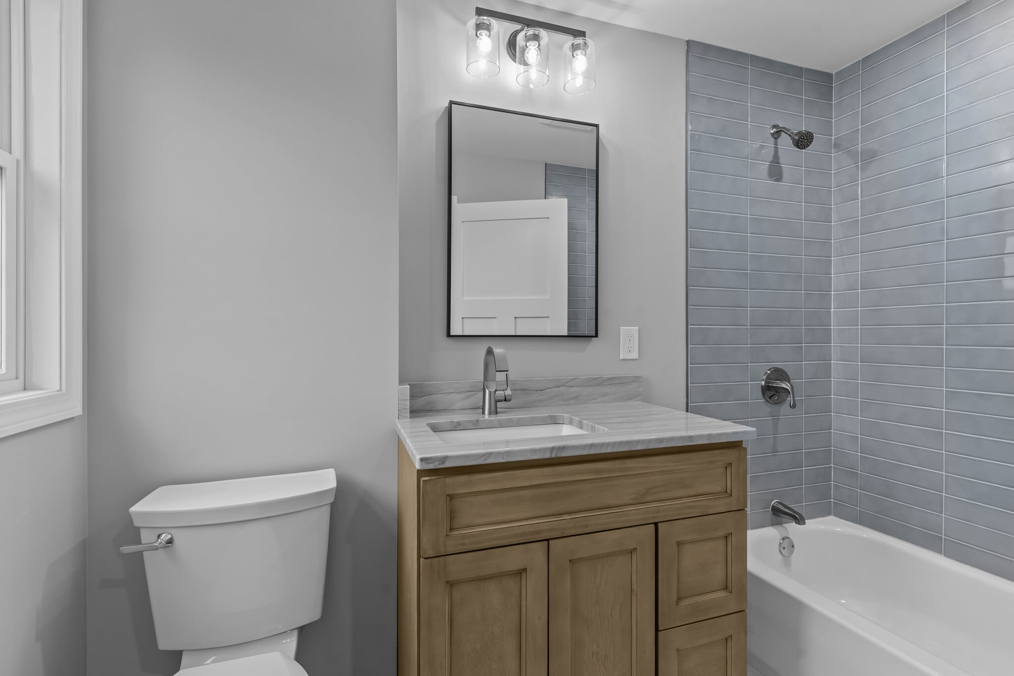 Building Photo - 22 Quimby St