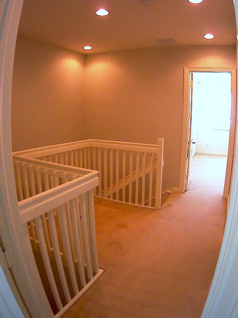 Building Photo - 880 Millbrae Ct