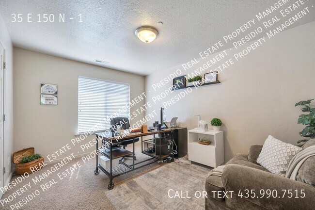 Building Photo - 35 E 150 N