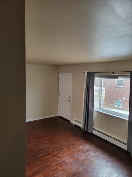 Building Photo - 7515 Stuart St