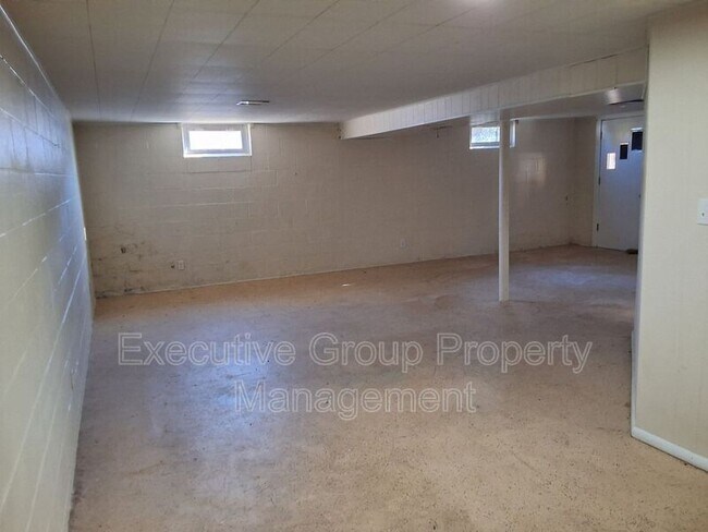 Building Photo - 813 Mohave Ct