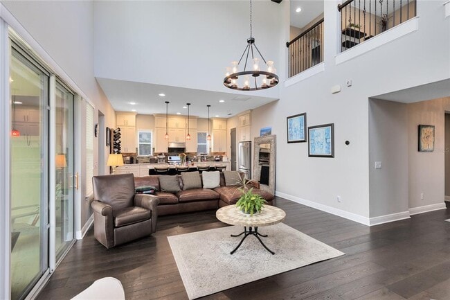 Building Photo - 13153 Lessing Ave