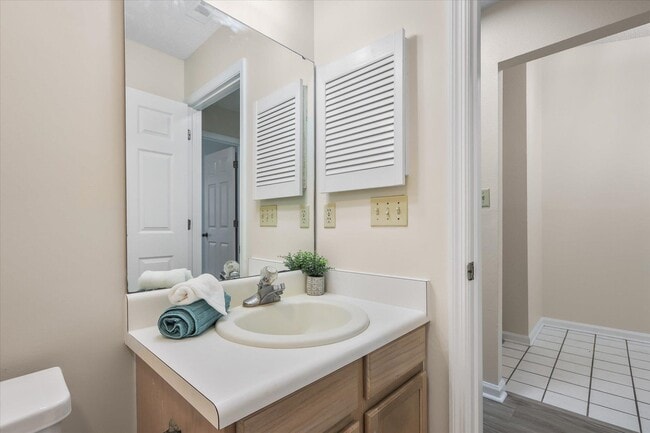 Building Photo - 3588 Wexford Ct