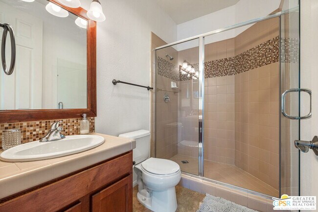 Building Photo - 78150 Calico Glen Dr