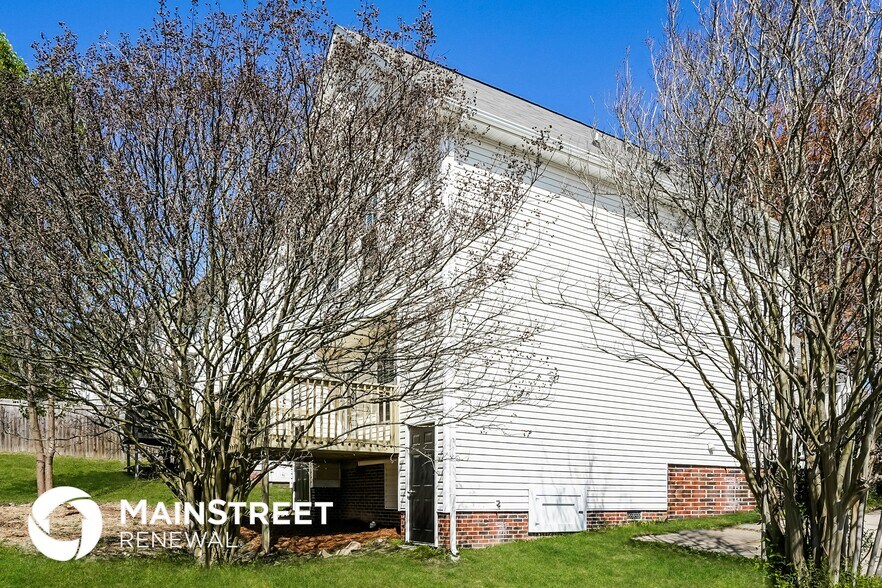 Building Photo - 4701 Windbreak Ln
