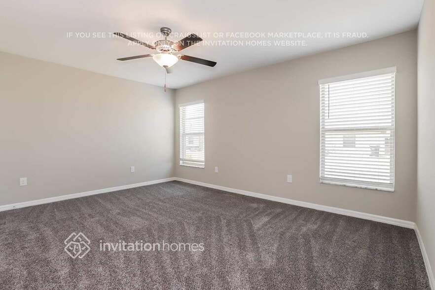 Building Photo - 1545 Blue Rose Dr