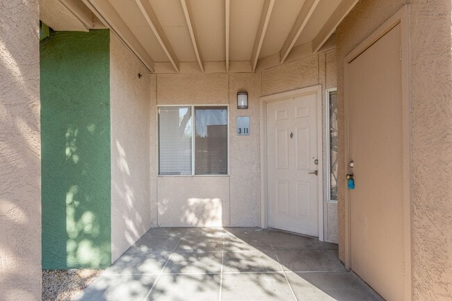 Building Photo - 2 Bedroom 2 Bathroom Condo- Downtown Gilbert
