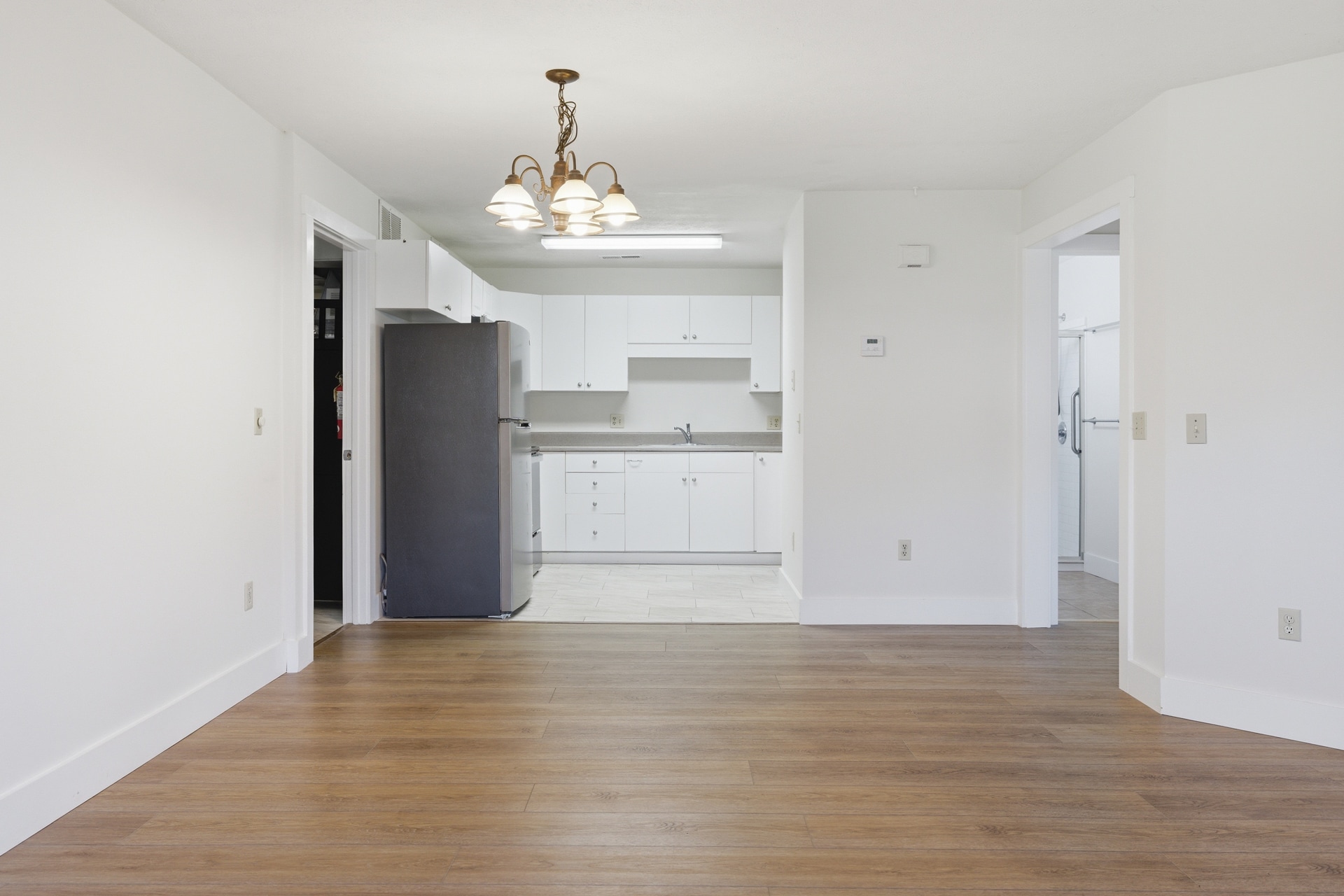 Building Photo - 1921 Ty Way Xing