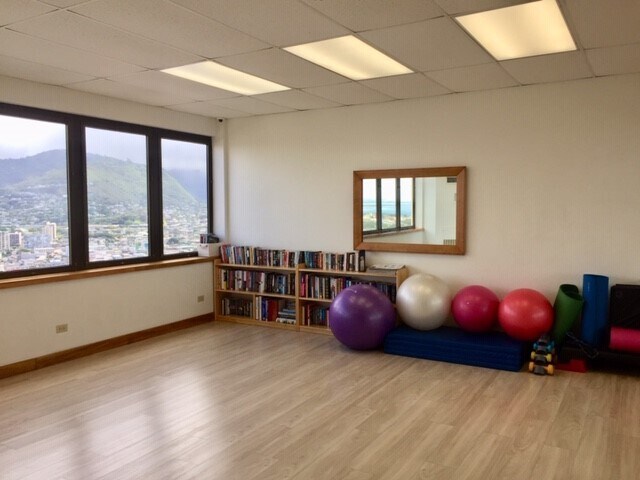 Yoga Room - 400 Hobron Ln