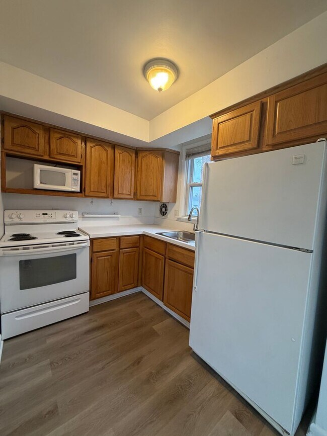 Building Photo - 534 Maryland Ave