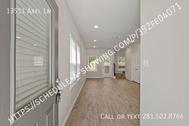 Building Photo - 13511 Axel Ln