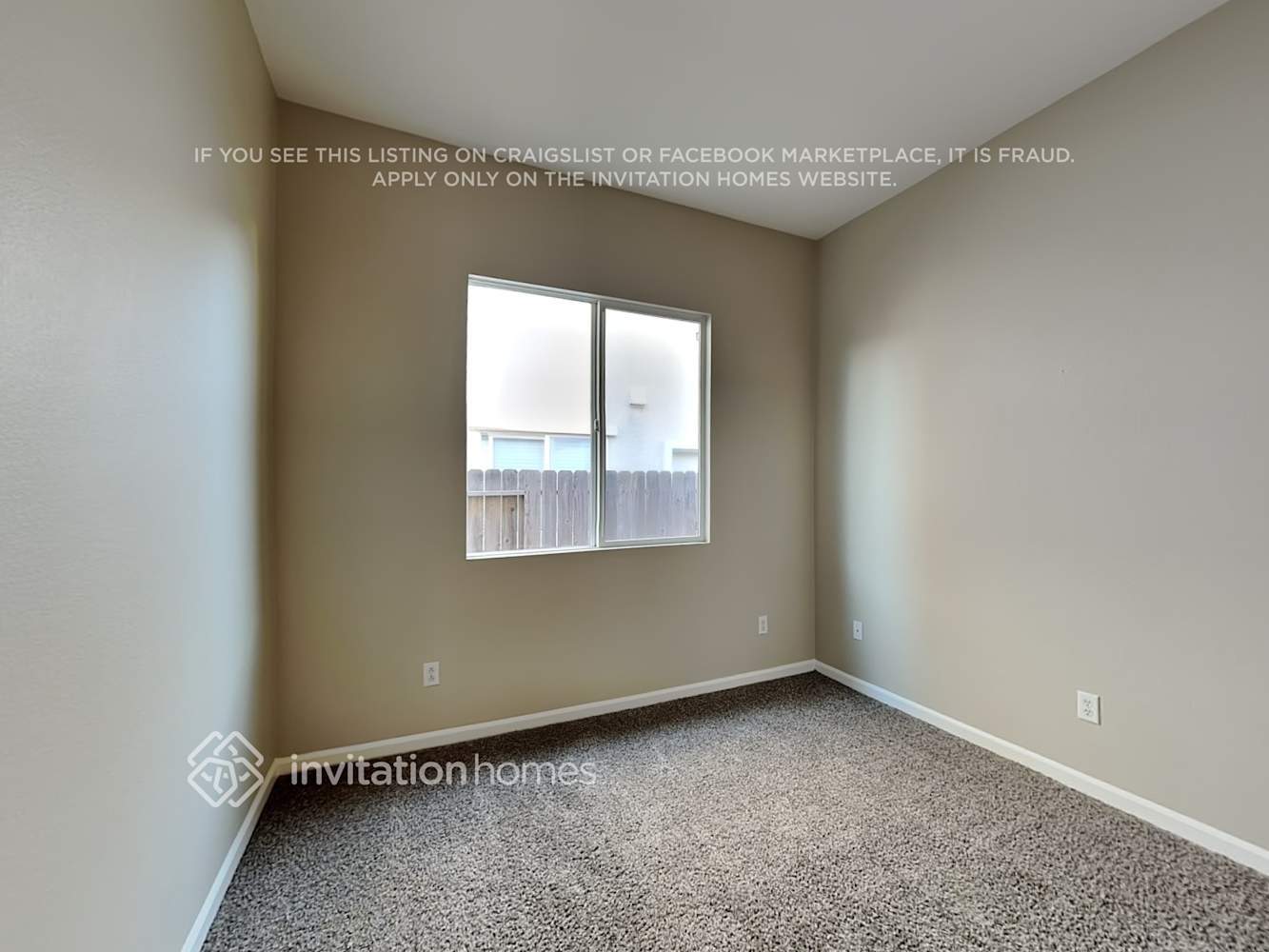 Building Photo - 1704 Carswell Ln