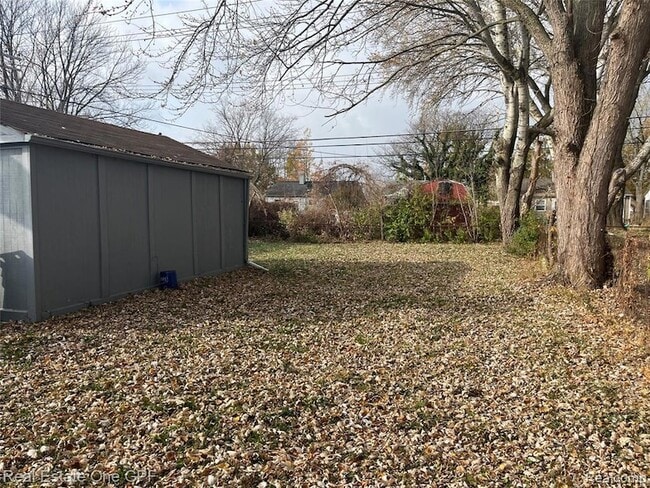 Building Photo - 21431 La Salle Blvd