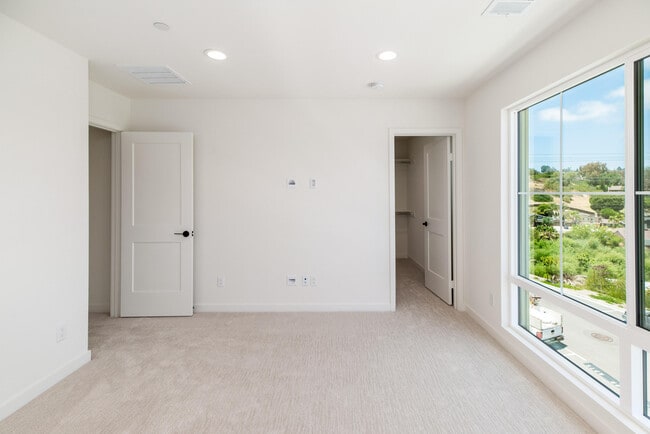 Building Photo - 4618 Catmint Ln