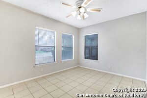 Building Photo - 3951 Chimney Springs Dr