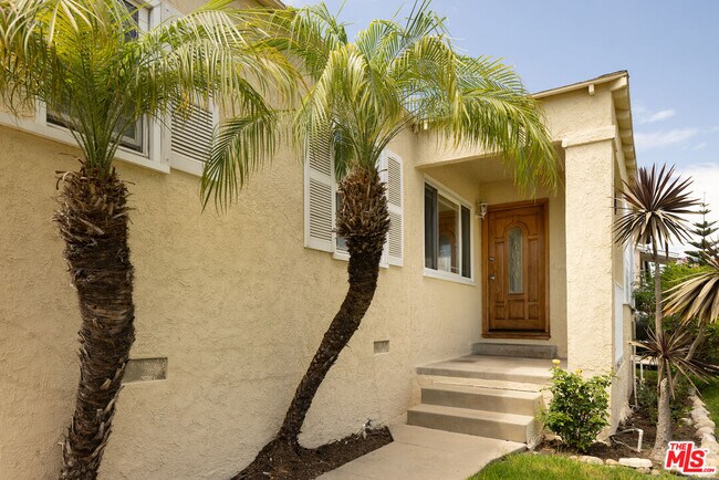 Building Photo - 8333 Airlane Ave