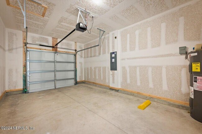 Building Photo - 38 Tidal Bch Ave