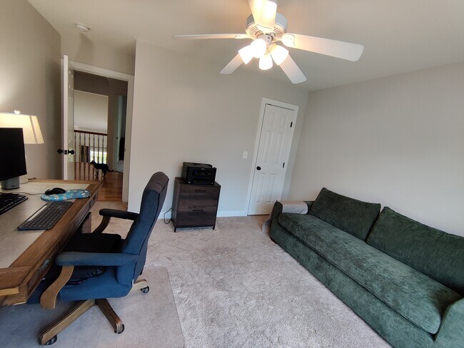 Building Photo - 7500 Tahoe Ct