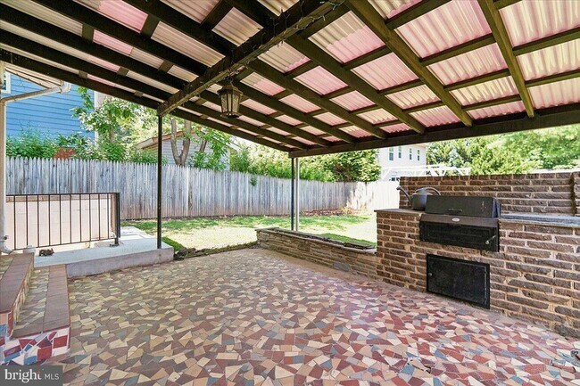 Building Photo - 1103 Playford Ln