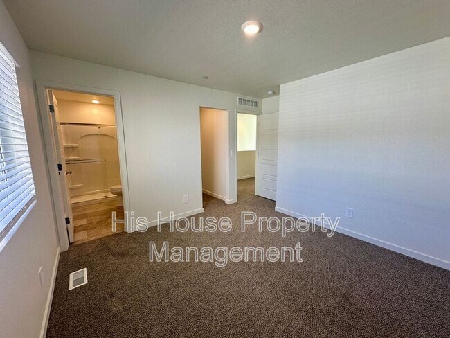 Building Photo - 3905 Congaree Way