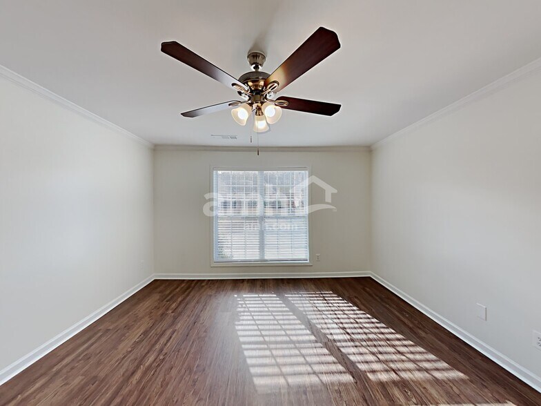 Building Photo - 2675 Sedgeview Way NE
