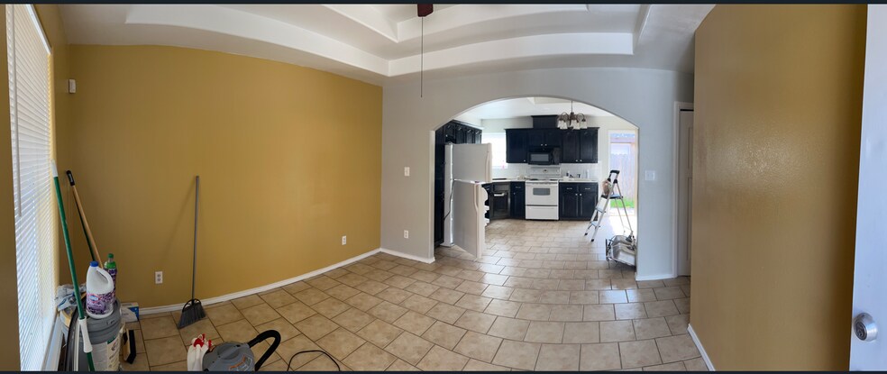 Building Photo - 1804 Agua Fina