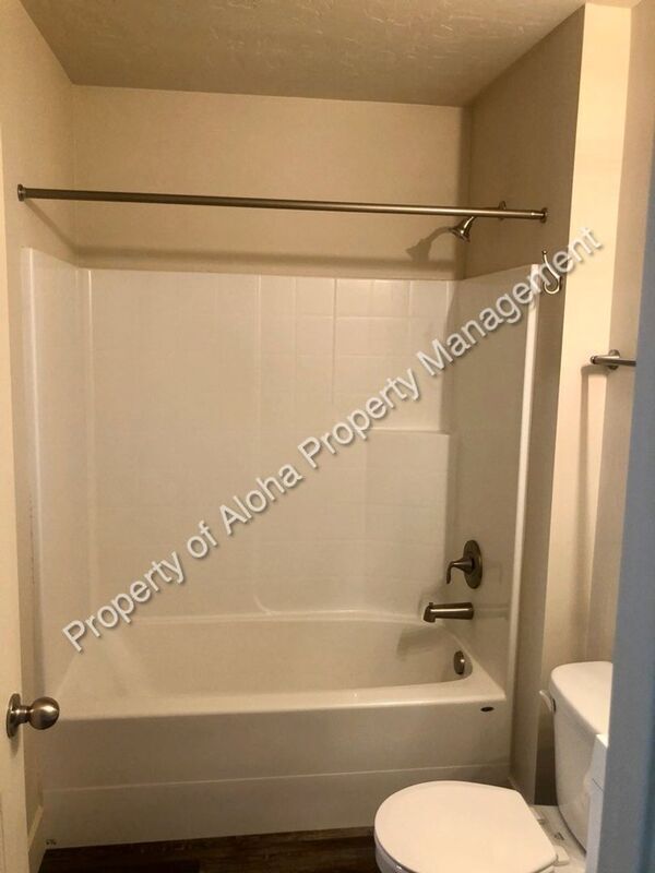 Building Photo - 1026 S Elder St