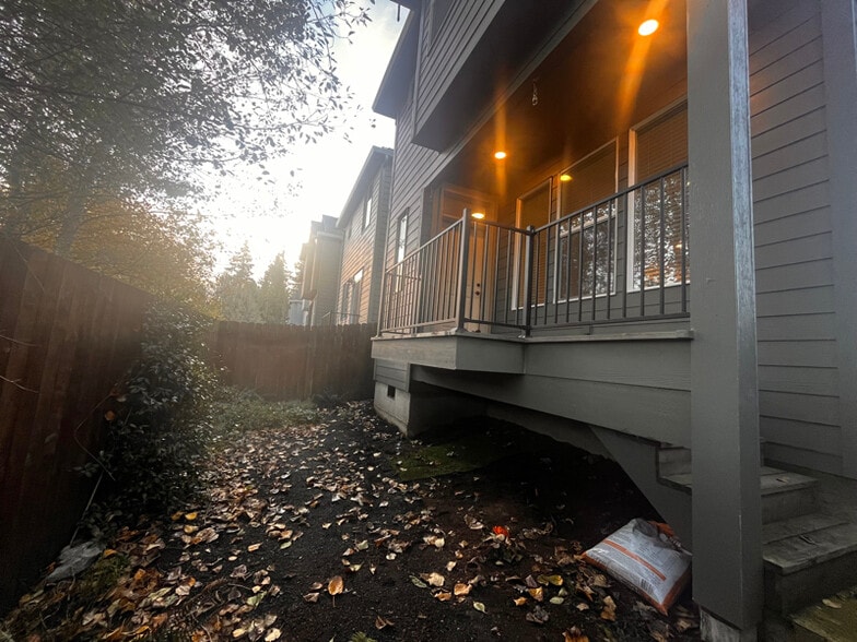 Building Photo - 7327 S 13th St