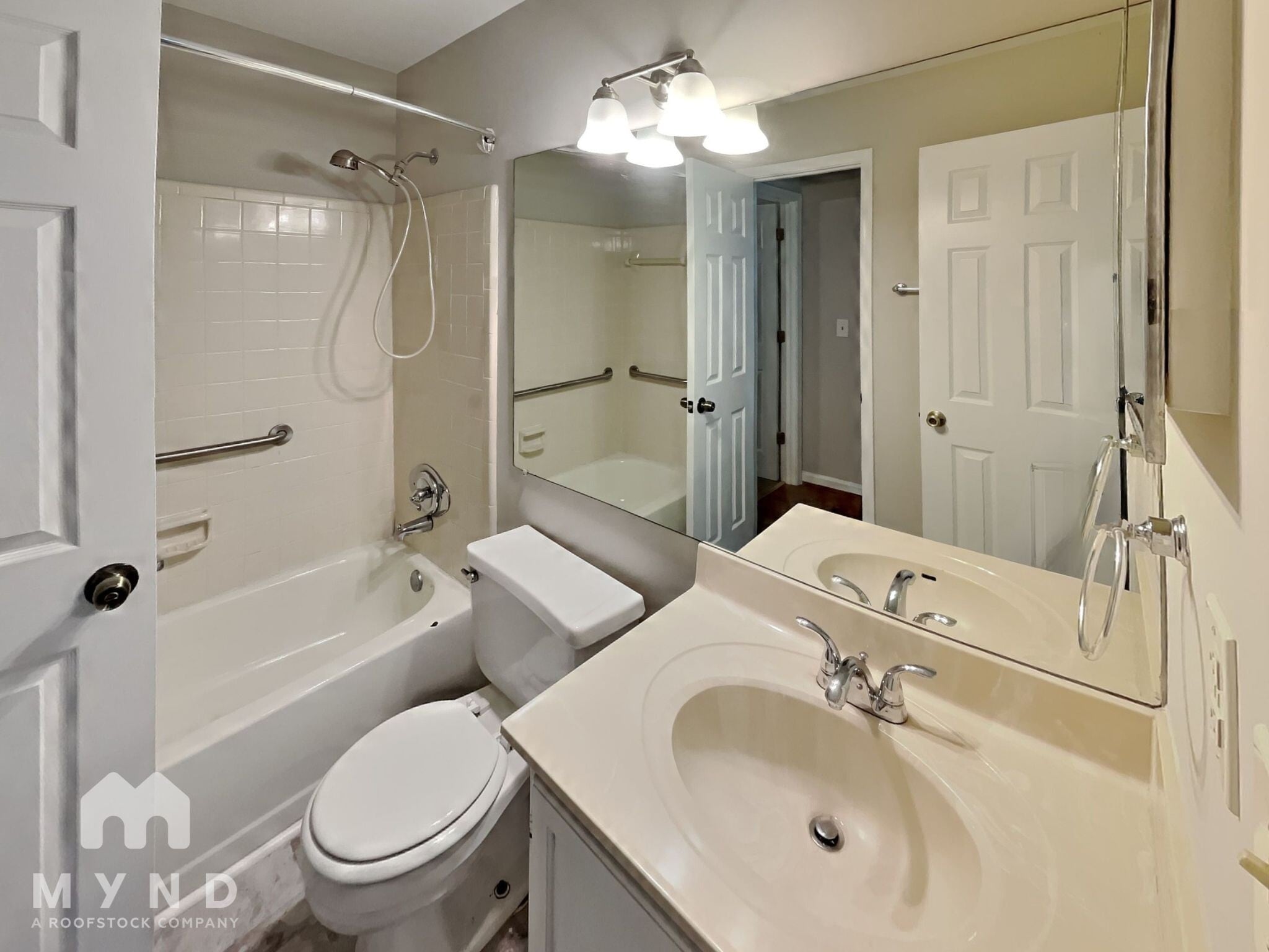 Building Photo - 1213 Waterville Ct