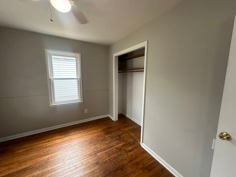 1st Bedroom - 410 Abney St