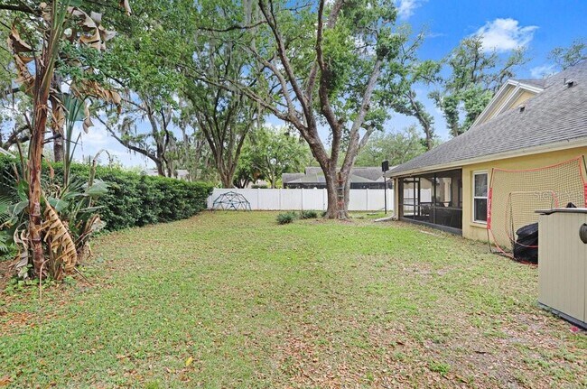 Building Photo - 6214 Farthing St