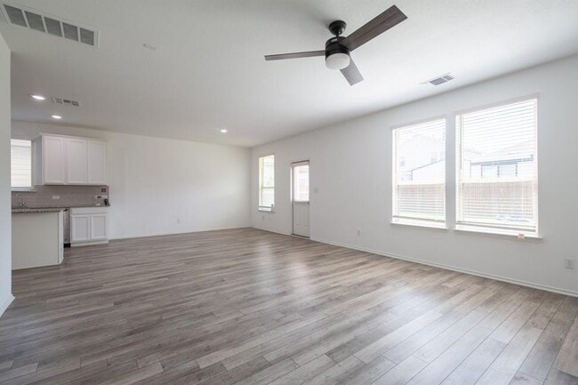 Building Photo - 509 Goat Willow Ln