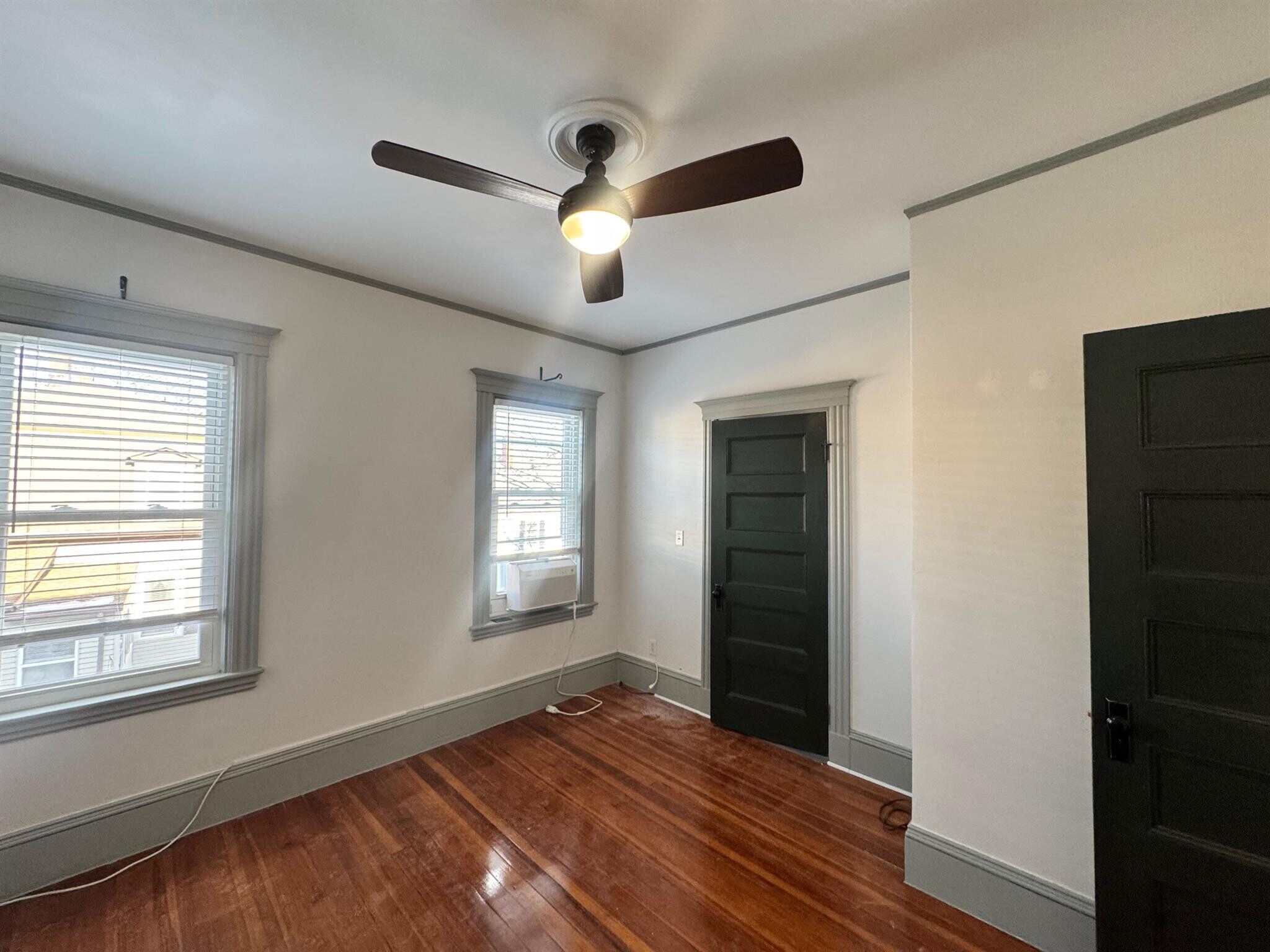 Building Photo - 27 Gilman Ter