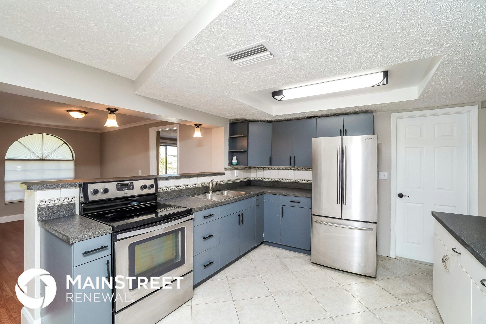 Building Photo - 8729 Sabal Way