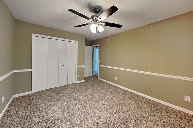 Building Photo - 2105 Cornerstone Ln S W