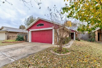 Building Photo - 3 bed 2 bath home in Oklahoma City, Ok
